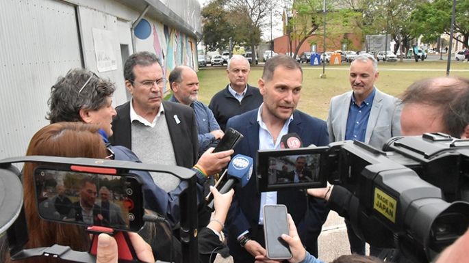 “La disyuntiva es clara, o es el abismo, o la construcción de la unidad nacional”