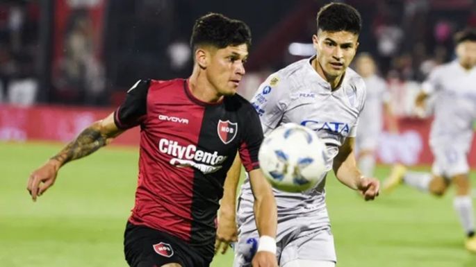 Godoy Cruz sorprendió y picó en punta