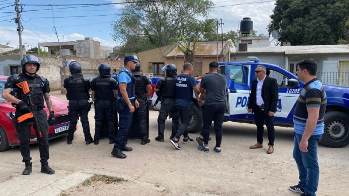 Detuvieron al presunto autor de los disparos frente al colegio Trinitarios