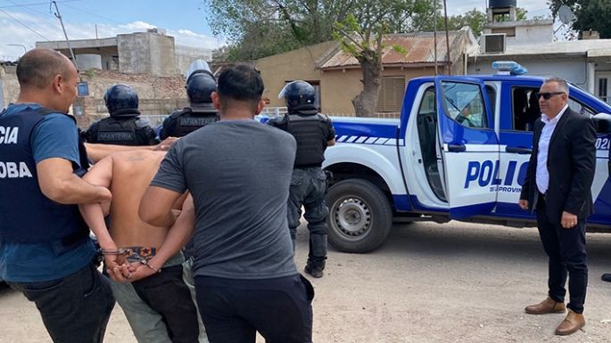 Los persiguieron en moto y les  dispararon entre cuatro y seis veces