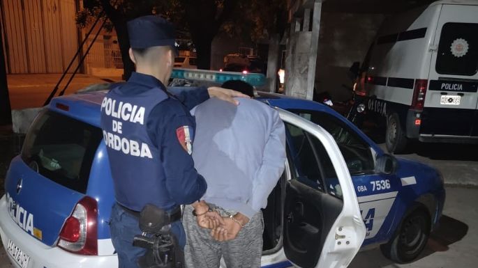 Un hombre detenido por romper orden de restricción con su expareja