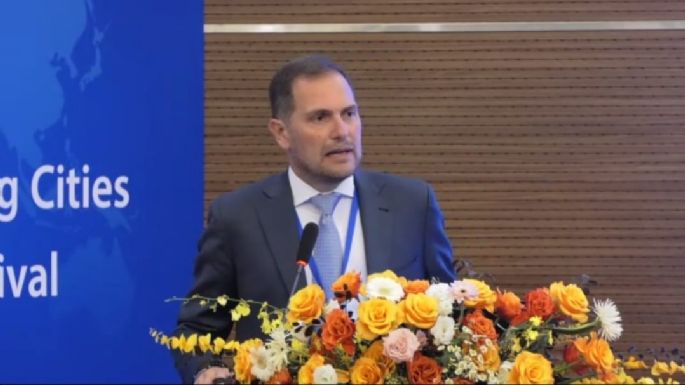 Gill participa del 10° aniversario de la Red Mundial de Ciudades del Aprendizaje en China
