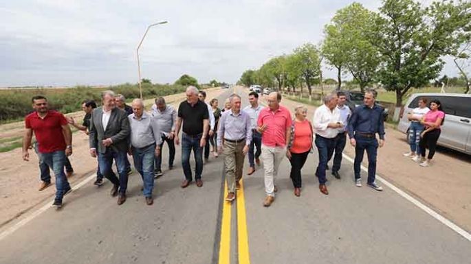 Schiaretti inauguró la ruta que une Luque con Capilla del Carmen