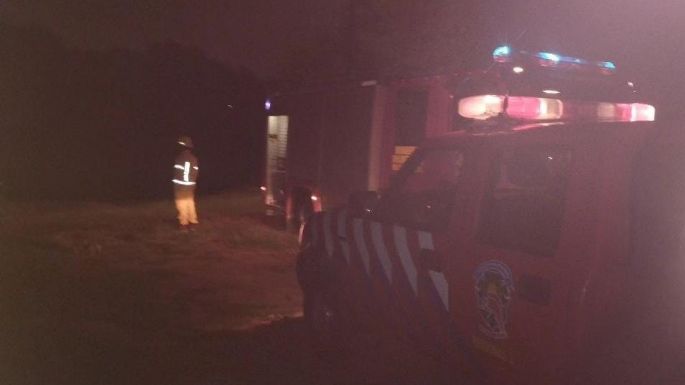 Una persona se arrojó al río en la madrugada y fue rescatada por bomberos