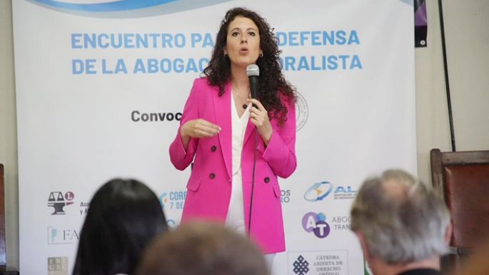 Por la defensa de derechos de quienes  trabajan y de la Abogacía laboralista