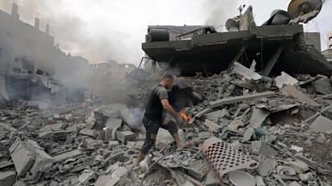 Bombardean sede de la ONU en Gaza