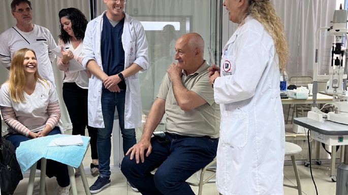 Un hombre recuperó gran parte de la vista gracias al trabajo de Óptica de la UNVM