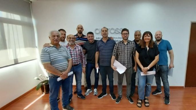 Los gremios estatales continúan en alerta por reclamos pendientes a Apross