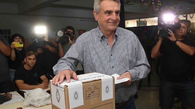 Rossi votó en Rosario y destacó el "mensaje de unidad nacional"