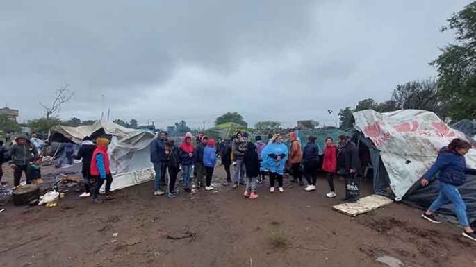 Relatos de trabajos informales y plata que no alcanza en Las Acacias