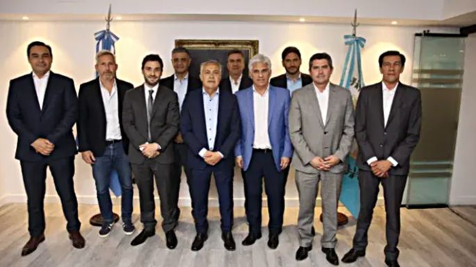 Gobernadores de JxC piden "ser tomados en cuenta" en la definición de políticas del nuevo Gobierno