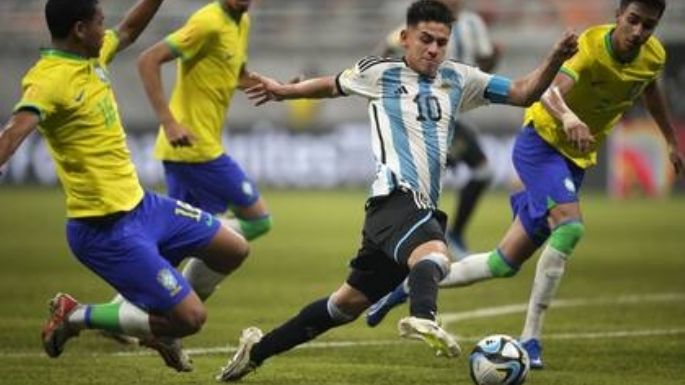 Argentina le ganó 3 a 0 a Brasil y es semifinalista del Mundial Sub-17