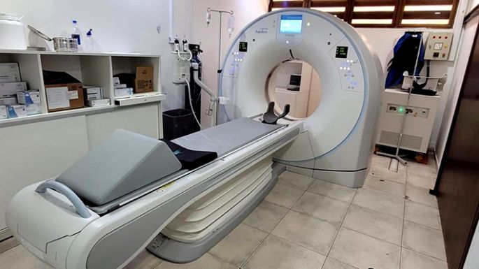 Roentgen suma tomógrafo con IA