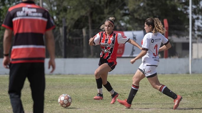Leonas y la “U”, por la copa
