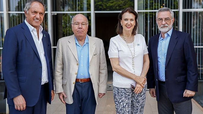 Milei busca acercarse a Lula y lo invitó por carta a su asunción