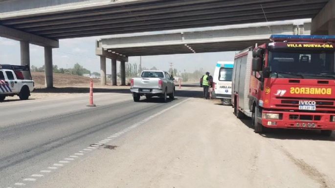 Dos vehículos chocaron en cercanías al puente nuevo de Circunvalación