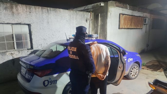 Robó una bici, evitó un control policial y se escondió en una vivienda 