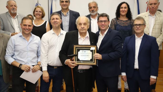 Juan Carlos Peretti es Ciudadano Notable y Eduardo "Lolo" Bello fue elegido Ciudadano Destacado