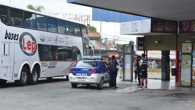 Le robó la recaudación a una cuidadora de baños