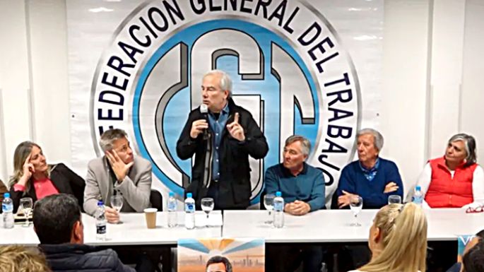 Varios intendentes, empresarios, sindicalistas y  universitarios de Córdoba ratifican apoyo a Massa