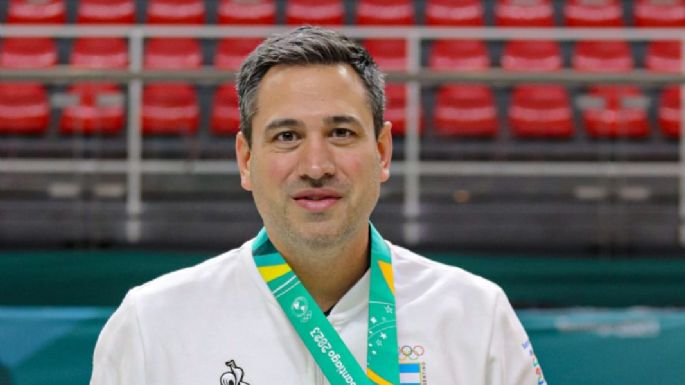 Medalla de oro con presencia local