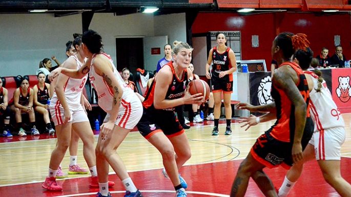 Ganaron las leonas y siguen invictas