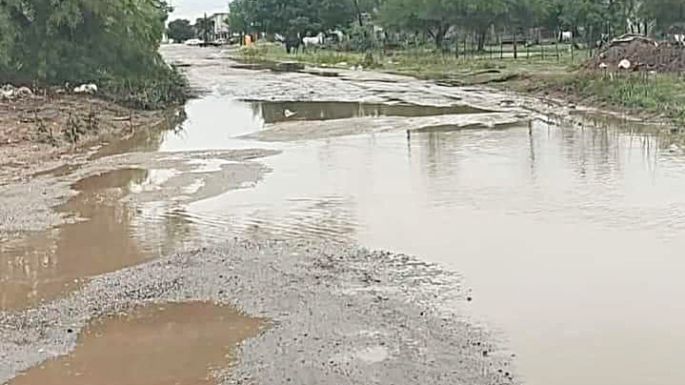 Vecinos se quejan por el estado de las calles