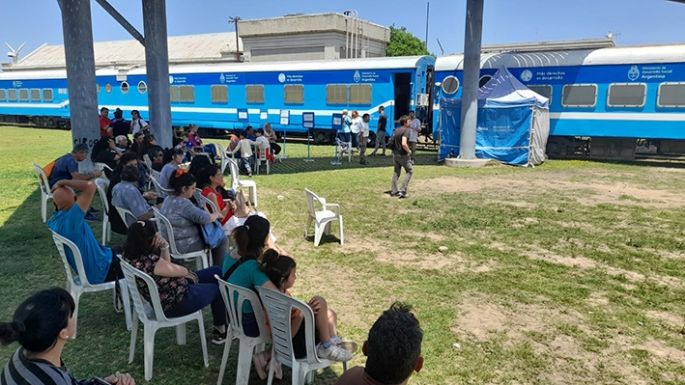 El tren sanitario inició sus atenciones gratuitas