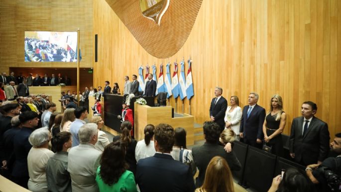 Martín Llaryora juró como gobernador de Córdoba