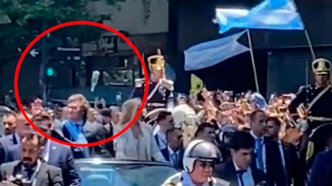 Identificaron al hombre que arrojó un botellazo a Javier Milei