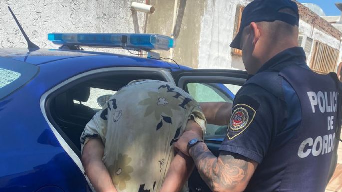 Un joven intentó robarle la recaudación a un taxista y quedó detenido