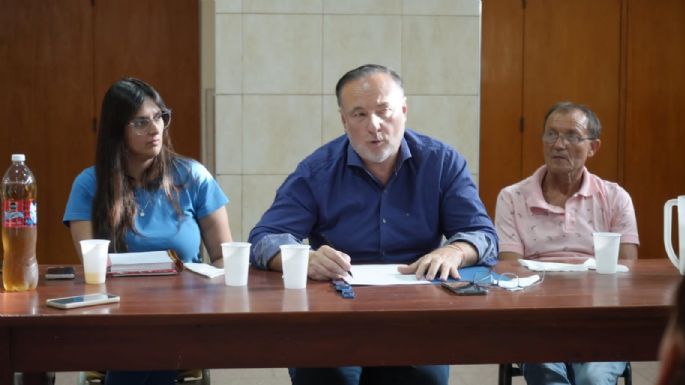 En su primer día, Accastello se reunió con vecinos de Los Olmos