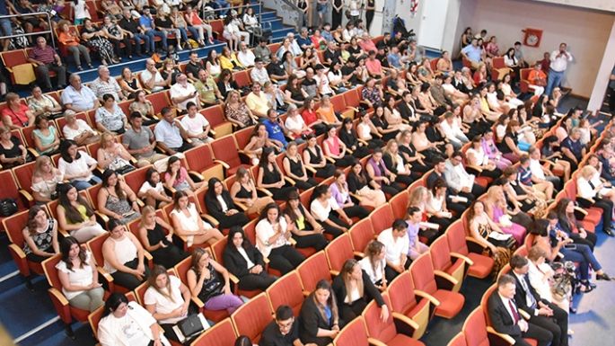 Otros 70 nuevos profesionales