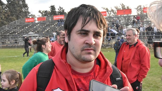 Russo seguirá como entrenador