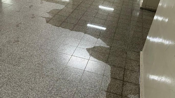 Cada vez que llueve, la Abraham Juárez sufre inundaciones