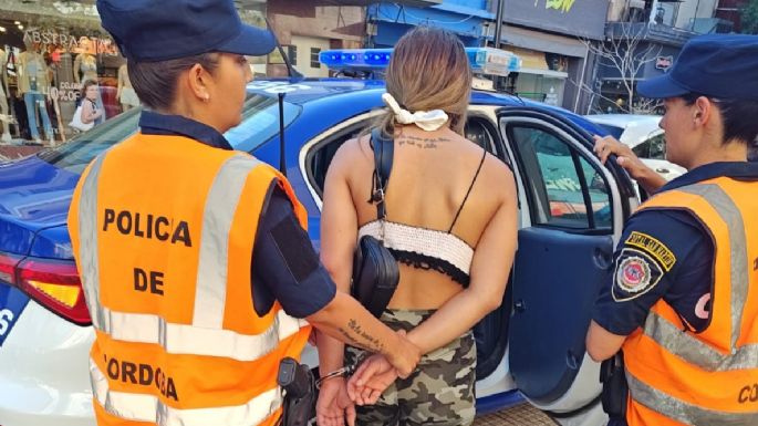 Presa por robarse una tobillera de una joyería del centro