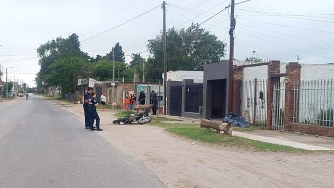 Murió al caer de su motocicleta