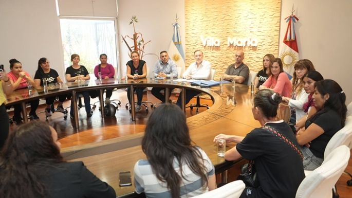 Emprendedoras recibieron el primer aporte para concretar sus ideas