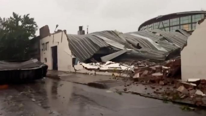 Al menos 13 muertos, graves heridos y voladura de techos por fuerte temporal