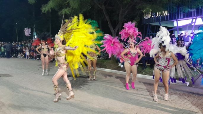Con todo el color, presentaron los Carnavales Gigantes 2024