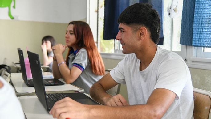 Lanzaron Conectar Trabajo
