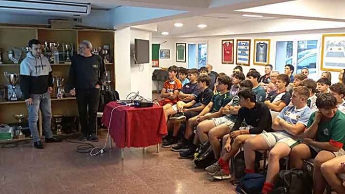 Jockey continúa con sus charlas temáticas