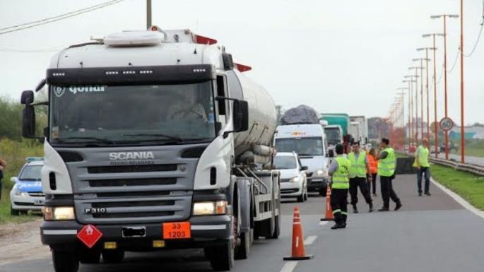 Restringen la circulación de camiones durante este "finde" largo