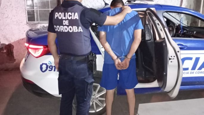 Se quiso bajar del taxi sin pagar, pero terminó detenido