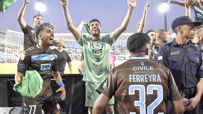 Platense mostró un mejor final