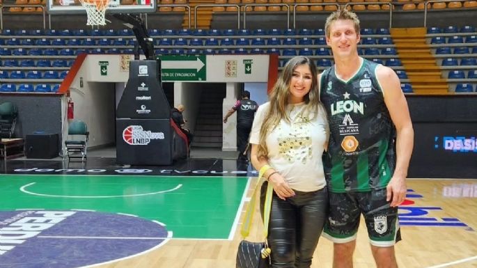 Se casaron por zoom y ahora nació su primer hijo