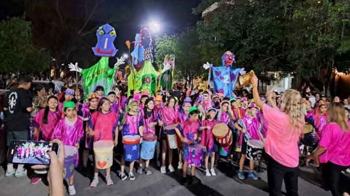 “Salimos a desparramar colores y a sonar por las calles de la ciudad”