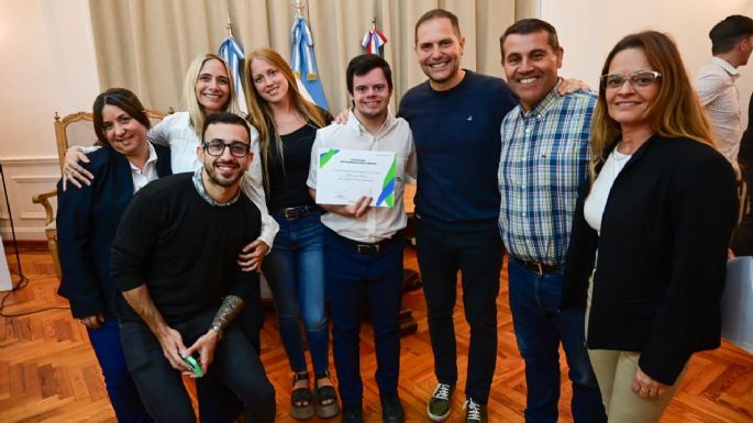 Reconocieron a más de 20 empleados con discapacidad que trabajan en el municipio