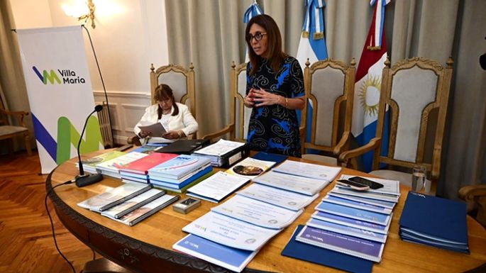 Números “en rojo” e inciertos en la Muni