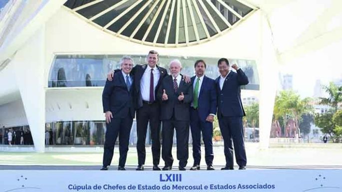Bolivia se integró como miembro pleno del bloque mientras siguen negociando el tratado de libre comercio con Europa